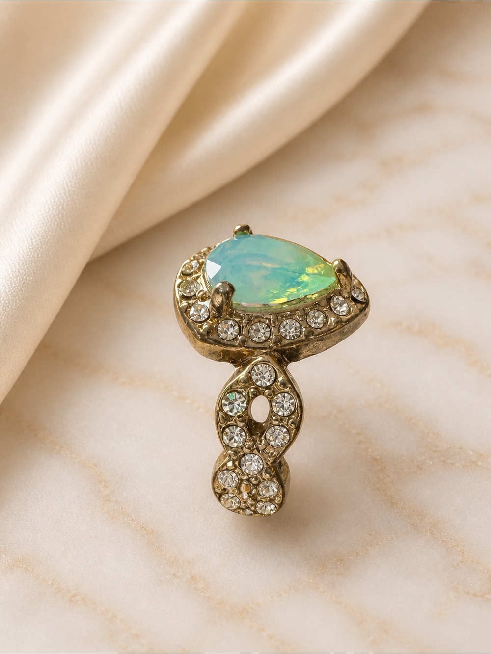 Vintage Teardrop Opal Rhinestone Ring Gold Tone Size 7.75 - Picture 2 of 4
